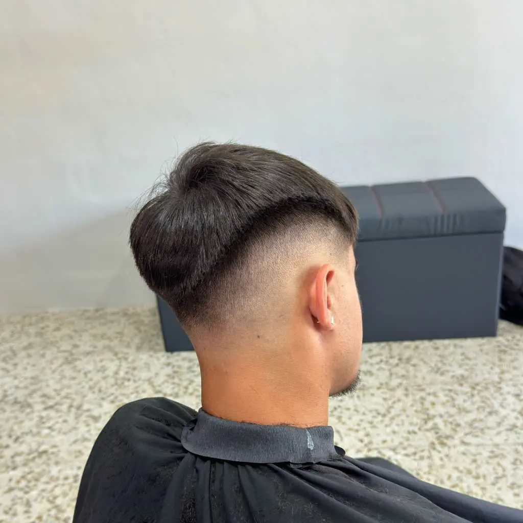 Modern haircut with professional finish at SM.Barber